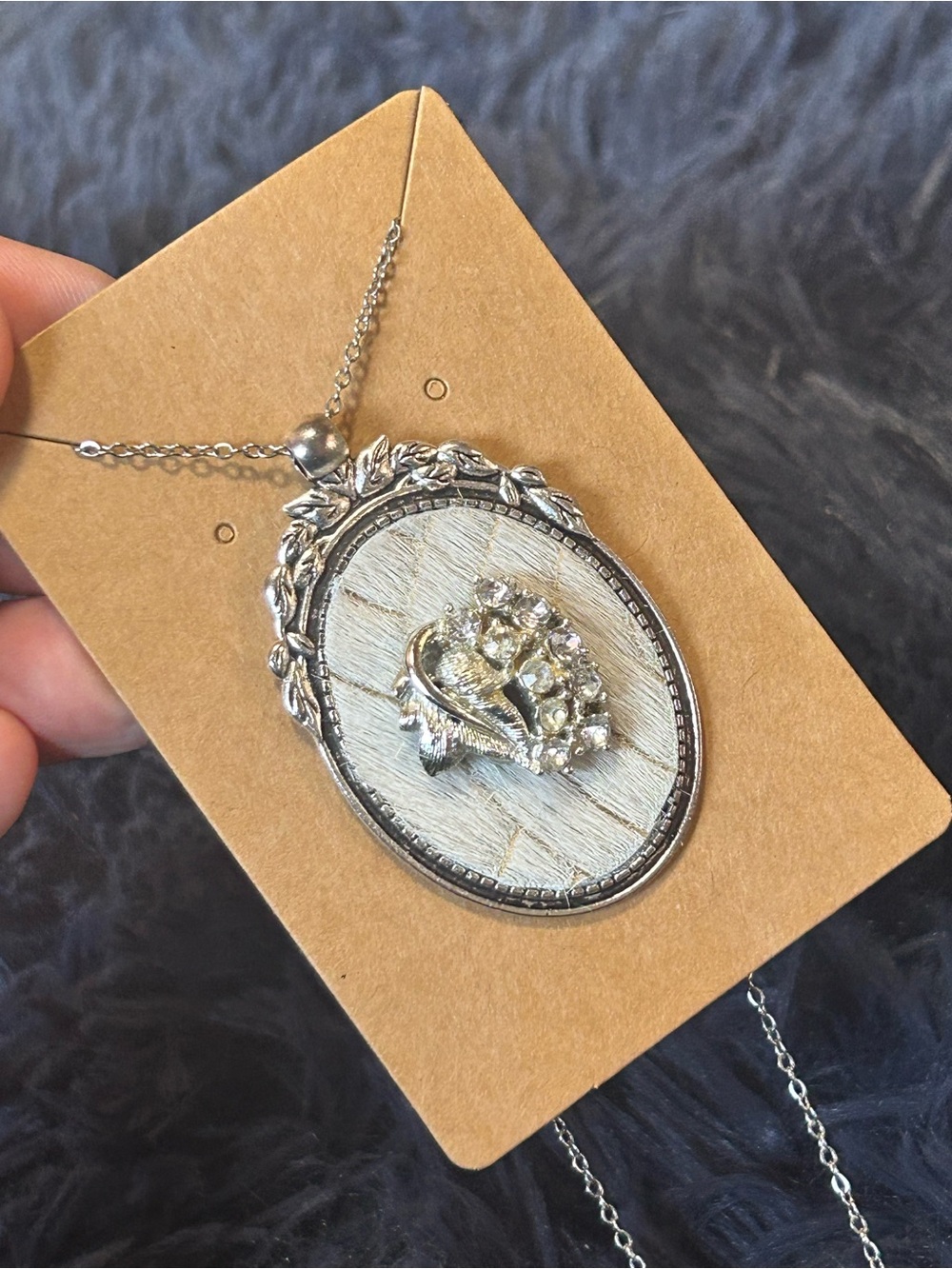 Handcrafted cowhide antique cluster cameo pendant on chain necklace